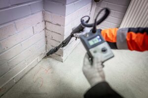 Kosteuden mittaaminen vesivahingon jälkeen